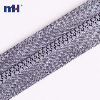 #5 Plastic Zipper Long Chain
